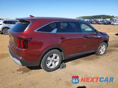 Trzecie zdjęcie samochodu z tyłu: 2025 KIA SORENTO LX VIN:5XYRG4JC0SG399279 - miniatura