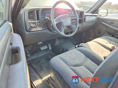 Zdjęcie 8 z 12 samochodu: 2005 CHEVROLET SILVERADO C1500 VIN:1GCEC14X55Z254784 - miniatura