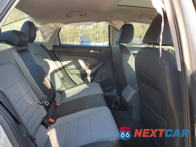 Zdjęcie 10 z 13 samochodu: 2025 VOLKSWAGEN JETTA SE VIN:3VW7X7BU3SM008934 - miniatura