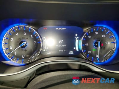 Zdjęcie 9 z 13 samochodu: 2025 CHRYSLER PACIFICA LIMITED VIN:2C4RC1GG1SR529778 - miniatura