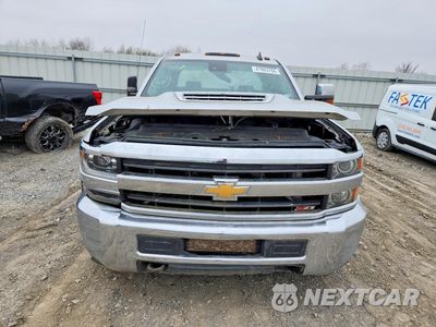 Piąte zdjęcie samochodu w środku: 2019 CHEVROLET SILVERADO K3500 LTZ VIN:1GC4KXEY5KF154609 - miniatura