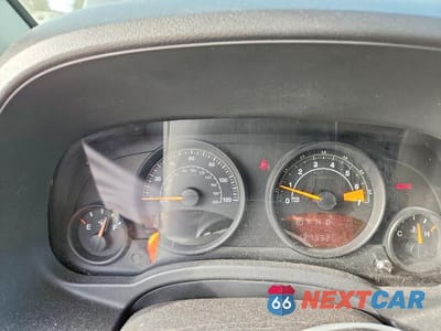 Zdjęcie 9 z 13 samochodu: 2016 JEEP COMPASS SPORT VIN:1C4NJCBA4GD525589 - miniatura