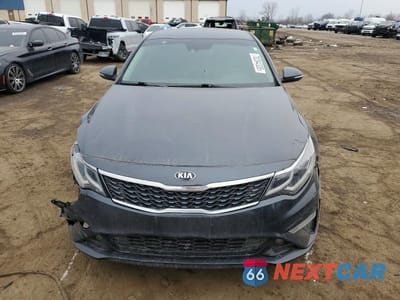 Piąte zdjęcie samochodu w środku: 2020 KIA OPTIMA LX VIN:5XXGT4L3XLG405997 - miniatura