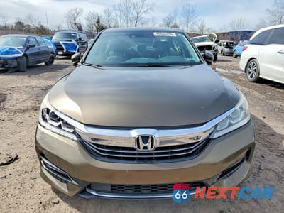 Piąte zdjęcie samochodu w środku: 2017 HONDA ACCORD HYBRID EXL VIN:JHMCR6F51HC017584 - miniatura