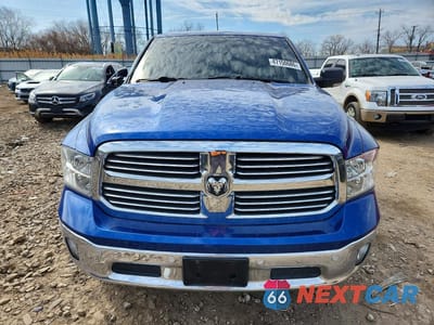 Piąte zdjęcie samochodu w środku: 2017 RAM 1500 SLT VIN:1C6RR7GT7HS694344 - miniatura
