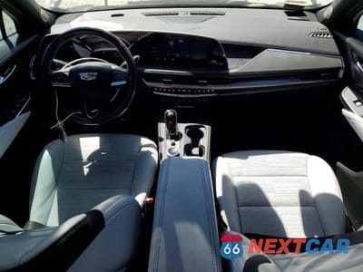 Zdjęcie 8 z 13 samochodu: 2024 CADILLAC XT4 SPORT VIN:1GYFZER44RF100982 - miniatura
