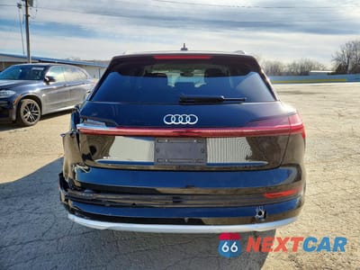 Zdjęcie 6 z 13 samochodu: 2019 AUDI E-TRON PREMIUM PLUS VIN:WA1LAAGE9KB008956 - miniatura