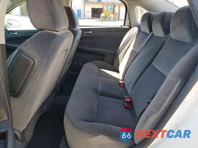 Zdjęcie 10 z 12 samochodu: 2010 CHEVROLET IMPALA LT VIN:2G1WB5EK1A1179840 - miniatura
