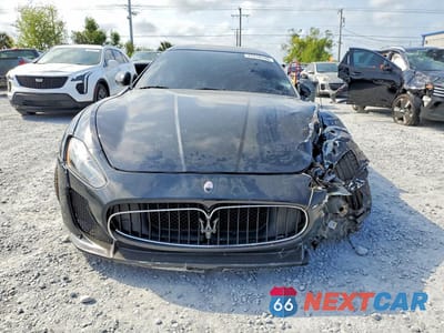 Piąte zdjęcie samochodu w środku: 2016 MASERATI GRANTURISMO S VIN:ZAM45VLAXG0176709 - miniatura
