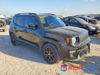 Czwarte zdjęcie samochodu z boku: 2021 JEEP RENEGADE LATITUDE VIN:ZACNJCBB5MPM23091 - miniatura