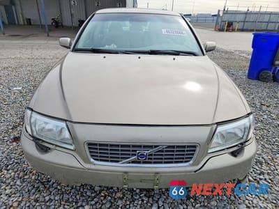 Piąte zdjęcie samochodu w środku: 2004 VOLVO S80 2.5T VIN:YV1TS59H741375472 - miniatura