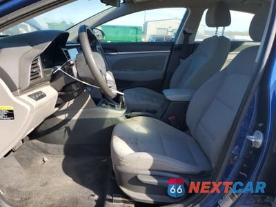 Zdjęcie 7 z 12 samochodu: 2019 HYUNDAI ELANTRA SEL VIN:5NPD84LF0KH402477 - miniatura