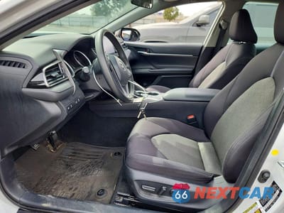 Zdjęcie 7 z 11 samochodu: 2022 TOYOTA CAMRY LE VIN:4T1C11AK2NU025235 - miniatura