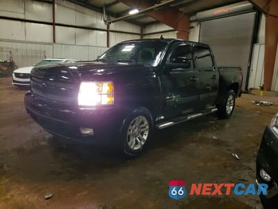 2011 CHEVROLET SILVERADO K1500 LTZ 3GCPKTE39BG164049 - główne zdjęcie licytacji z USA - miniatura