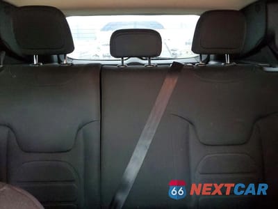 Zdjęcie 10 z 13 samochodu: 2020 JEEP RENEGADE LATITUDE VIN:ZACNJABB4LPL50623 - miniatura