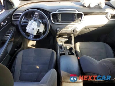 Zdjęcie 8 z 12 samochodu: 2020 KIA SORENTO LX V6 VIN:5XYPGDA57LG692221 - miniatura
