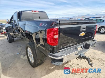 Drugie zdjęcie samochodu z przodu: 2019 CHEVROLET SILVERADO K3500 LTZ VIN:1GC4KXCY4KF134631 - miniatura