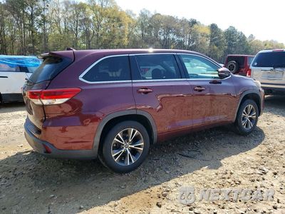 Trzecie zdjęcie samochodu z tyłu: 2017 TOYOTA HIGHLANDER LE PLUS VIN:5TDZZRFH6HS207869 - miniatura