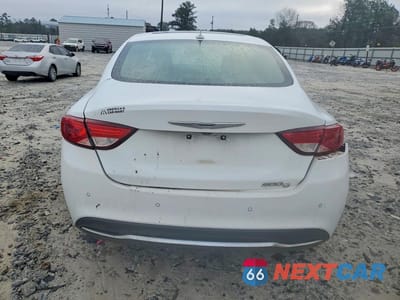 Zdjęcie 6 z 12 samochodu: 2015 CHRYSLER 200 C VIN:1C3CCCCBXFN668553 - miniatura