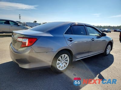 Trzecie zdjęcie samochodu z tyłu: 2014 TOYOTA CAMRY HYBRID LE VIN:4T1BD1FKXEU133484 - miniatura