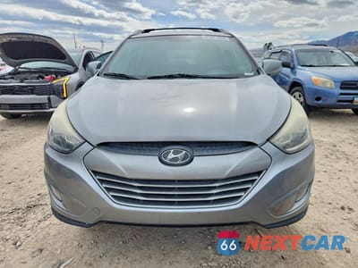 Piąte zdjęcie samochodu w środku: 2014 HYUNDAI TUCSON SE VIN:KM8JUCAG4EU895722 - miniatura