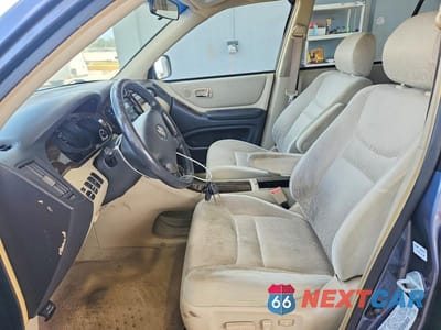 Zdjęcie 7 z 11 samochodu: 2002 TOYOTA HIGHLANDER LIMITED VIN:JTEGF21AX20041489 - miniatura