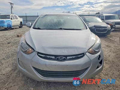Piąte zdjęcie samochodu w środku: 2012 HYUNDAI ELANTRA GLS VIN:5NPDH4AE9CH126859 - miniatura