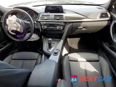 Zdjęcie 8 z 13 samochodu: 2018 BMW 330 I VIN:WBA8B9G52JNV00035 - miniatura