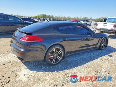 Trzecie zdjęcie samochodu z tyłu: 2014 PORSCHE PANAMERA GTS VIN:WP0AF2A71EL083695 - miniatura