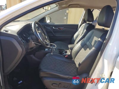 Zdjęcie 7 z 13 samochodu: 2022 NISSAN ROGUE SPORT SV VIN:JN1BJ1BW0NW490587 - miniatura
