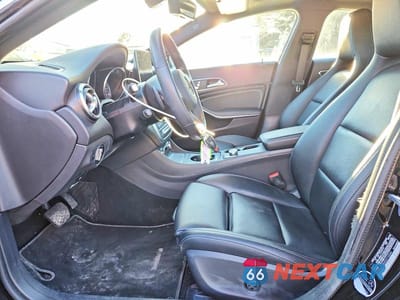 Zdjęcie 7 z 12 samochodu: 2019 MERCEDES-BENZ CLA 250 4MATIC VIN:WDDSJ4GB5KN719244 - miniatura