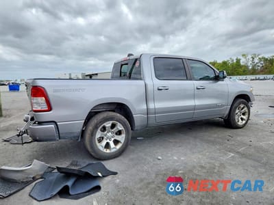 Trzecie zdjęcie samochodu z tyłu: 2023 RAM 1500 BIG HORN VIN:1C6SRFFT5PN704119 - miniatura