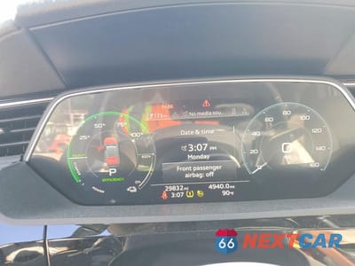 Zdjęcie 9 z 11 samochodu: 2024 AUDI Q8 E-TRON PREMIUM PLUS VIN:WA15AAGEXRB008340 - miniatura