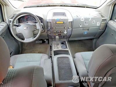 Zdjęcie 8 z 12 samochodu: 2005 NISSAN TITAN XE VIN:1N6BA06B25N519136 - miniatura