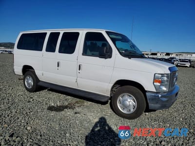 Czwarte zdjęcie samochodu z boku: 2011 FORD ECONOLINE E350 SUPER DUTY WAGON VIN:1FBNE3BL5BDA29039 - miniatura