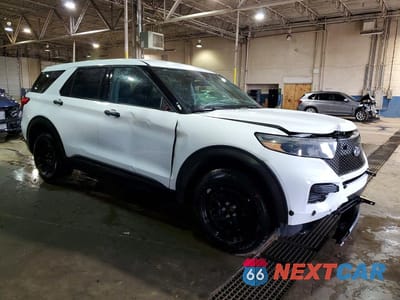 Czwarte zdjęcie samochodu z boku: 2024 FORD EXPLORER POLICE INTERCEPTOR VIN:1FM5K8AB3RGA74284 - miniatura
