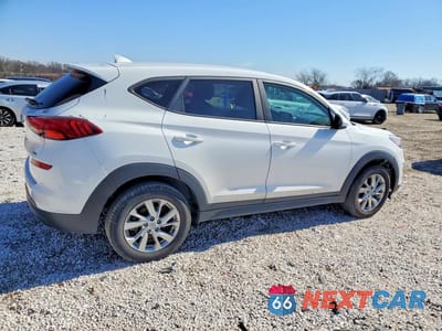 Trzecie zdjęcie samochodu z tyłu: 2019 HYUNDAI TUCSON SE VIN:KM8J2CA47KU949053 - miniatura