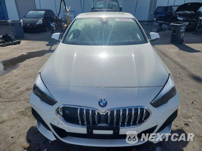 Piąte zdjęcie samochodu w środku: 2024 BMW 228XI VIN:WBA73AK00R7R63054 - miniatura