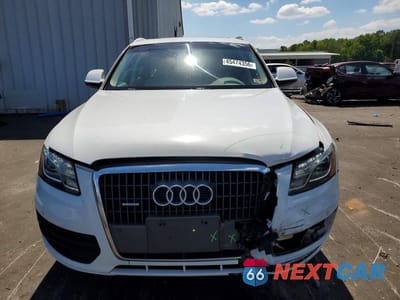 Piąte zdjęcie samochodu w środku: 2012 AUDI Q5 PREMIUM PLUS VIN:WA1LFAFP9CA044030 - miniatura