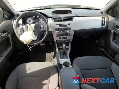 Zdjęcie 8 z 11 samochodu: 2008 FORD FOCUS SE VIN:1FAHP35N98W174152 - miniatura