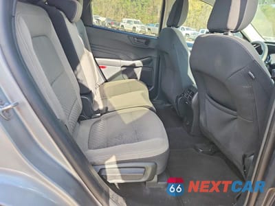 Zdjęcie 11 z 13 samochodu: 2022 FORD ESCAPE SE VIN:1FMCU9BZ7NUA45742 - miniatura