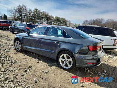 Drugie zdjęcie samochodu z przodu: 2019 AUDI A3 PREMIUM VIN:WAUAUGFF2K1009550 - miniatura