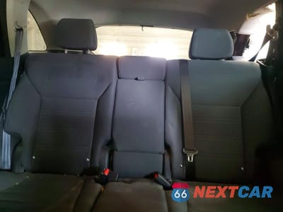 Zdjęcie 10 z 13 samochodu: 2016 KIA SORENTO LX VIN:5XYPG4A36GG135238 - miniatura