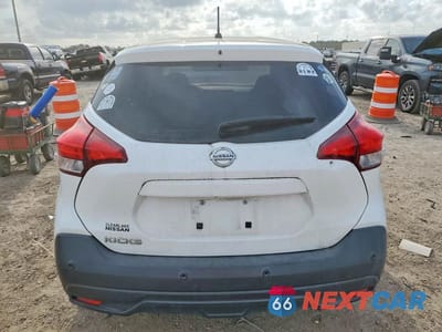 Zdjęcie 6 z 12 samochodu: 2020 NISSAN KICKS S VIN:3N1CP5BV5LL563506 - miniatura