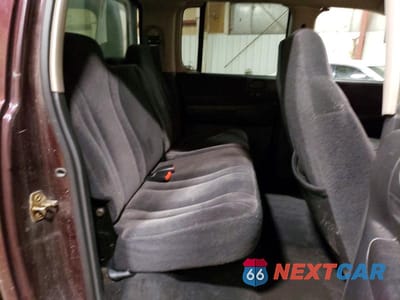 Zdjęcie 10 z 12 samochodu: 2004 DODGE DAKOTA VIN:1D7HG48K74S614619 - miniatura