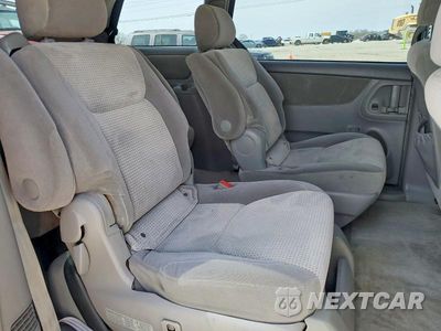Zdjęcie 11 z 13 samochodu: 2007 TOYOTA SIENNA LE 7-PASSENGER VIN:5TDZK23C47S040642 - miniatura