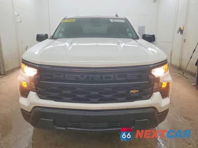 Piąte zdjęcie samochodu w środku: 2023 CHEVROLET SILVERADO C1500 VIN:3GCNAAEK9PG308504 - miniatura