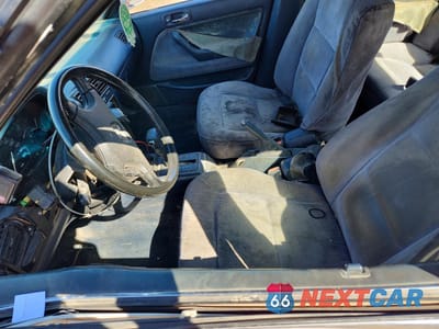 Zdjęcie 7 z 13 samochodu: 1991 HONDA ACCORD LX VIN:JHMCB7658MC010703 - miniatura