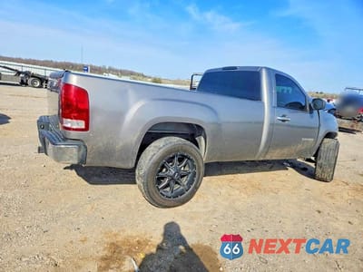 Trzecie zdjęcie samochodu z tyłu: 2007 GMC NEW SIERRA C1500 VIN:1GTEC14027Z590060 - miniatura