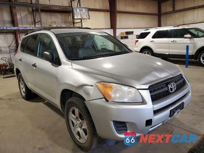 Czwarte zdjęcie samochodu z boku: 2012 TOYOTA RAV4 BASE VIN:2T3BF4DV1CW206139 - miniatura